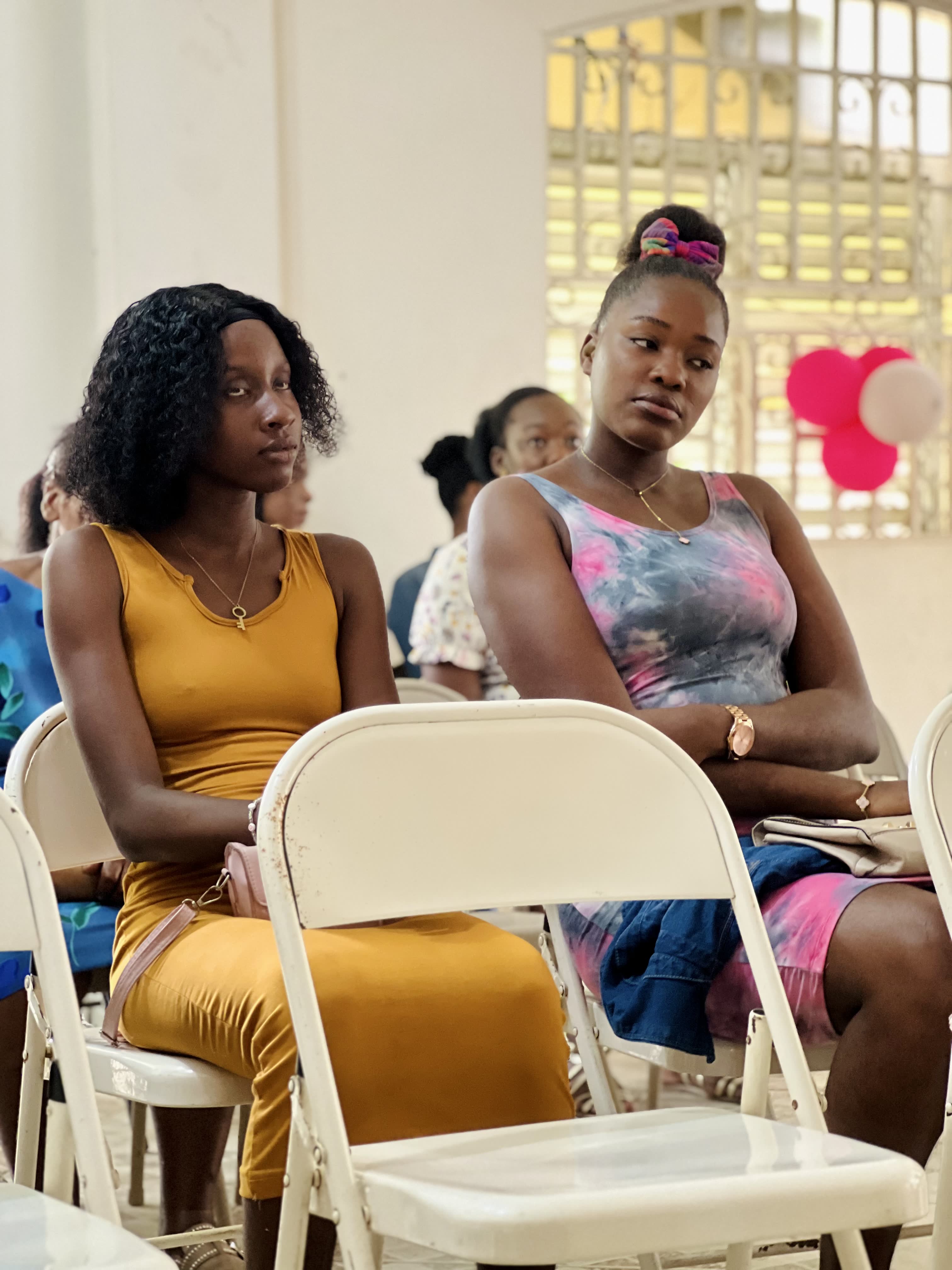 Dialogue actif et enrichissant entre les participants et les formateurs